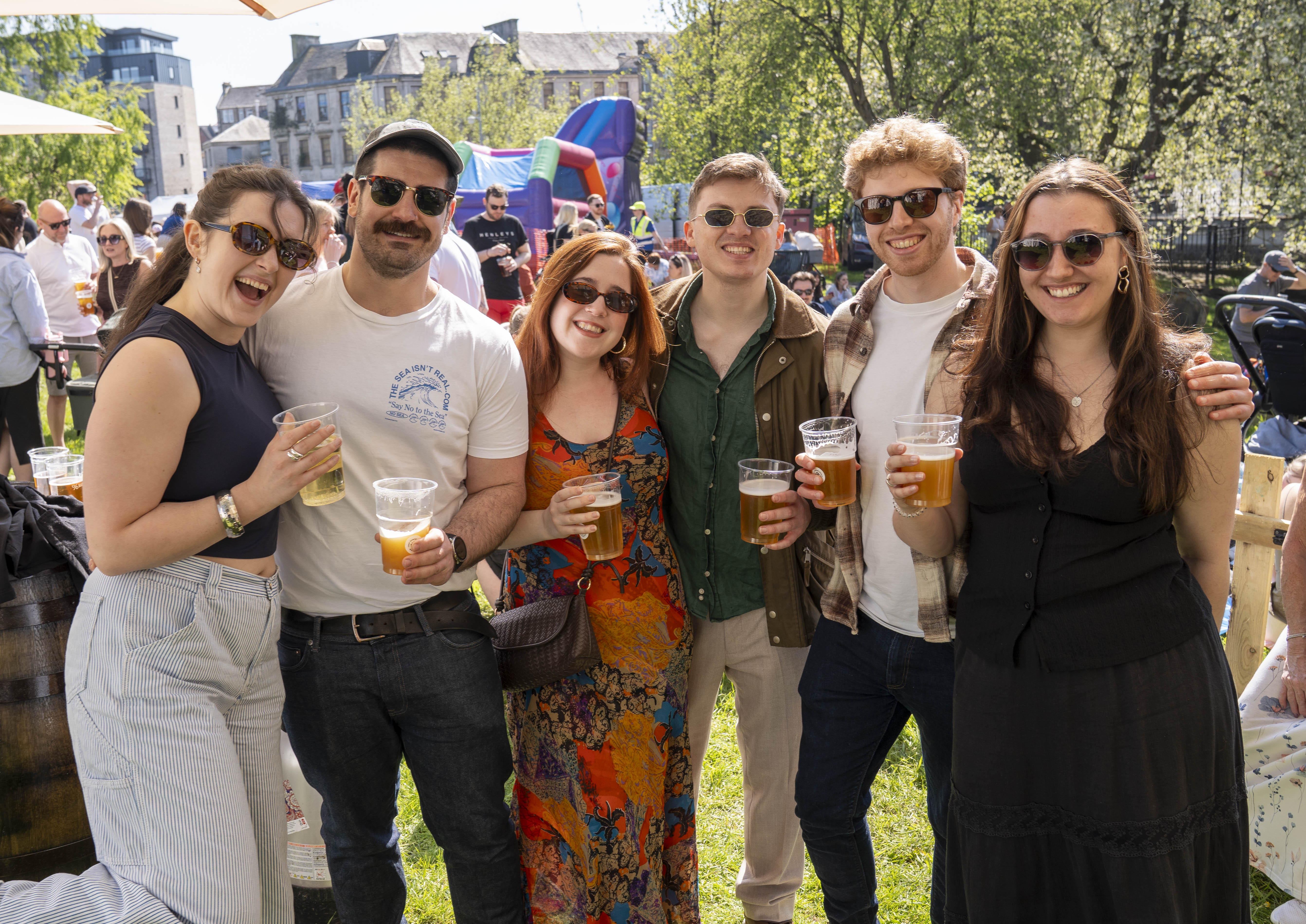 Sun shines on Renfrewshire as thousands turn out to sample the best of Paisley Food and Drink Festival